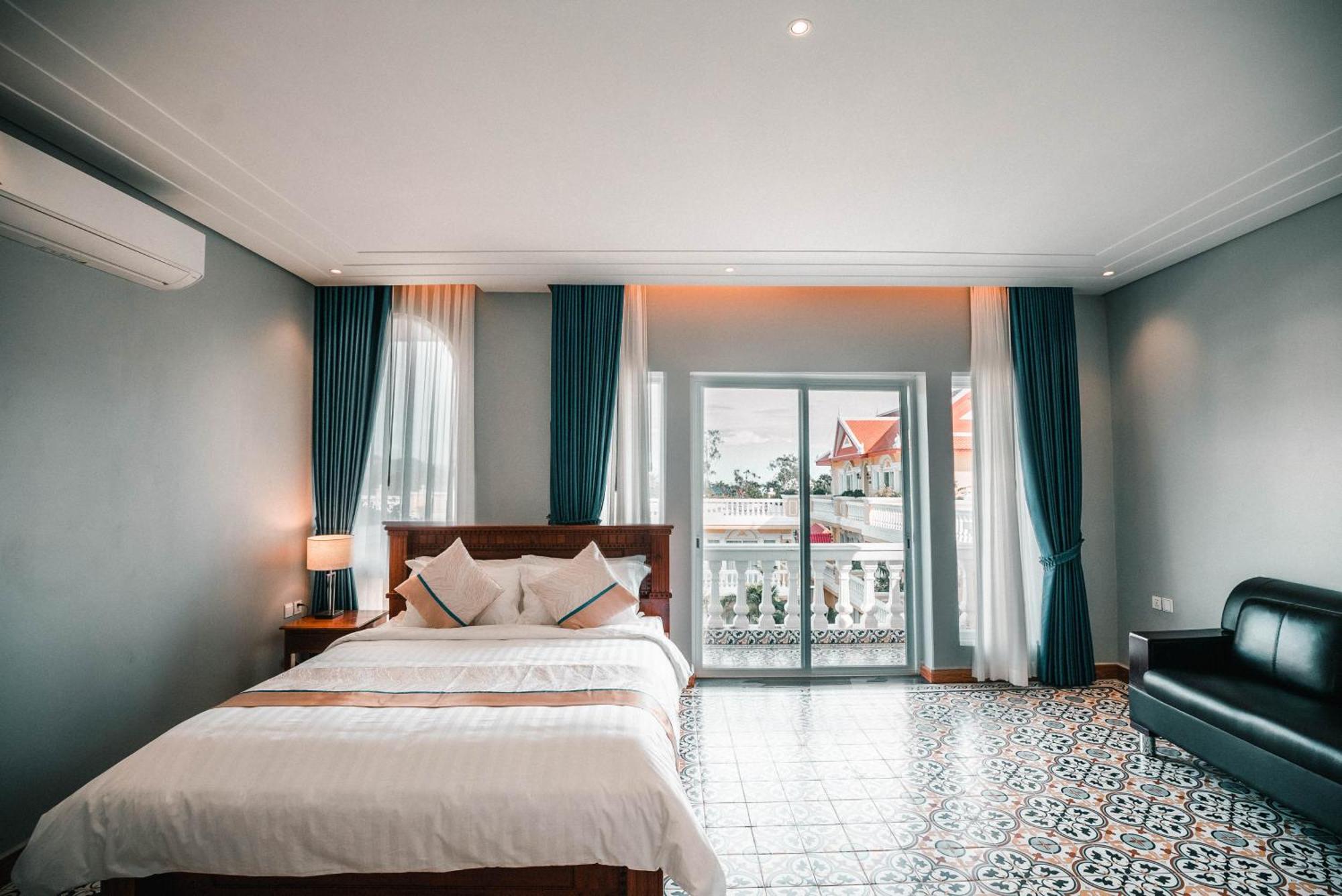 Sokchea Kampot Hotel 外观 照片