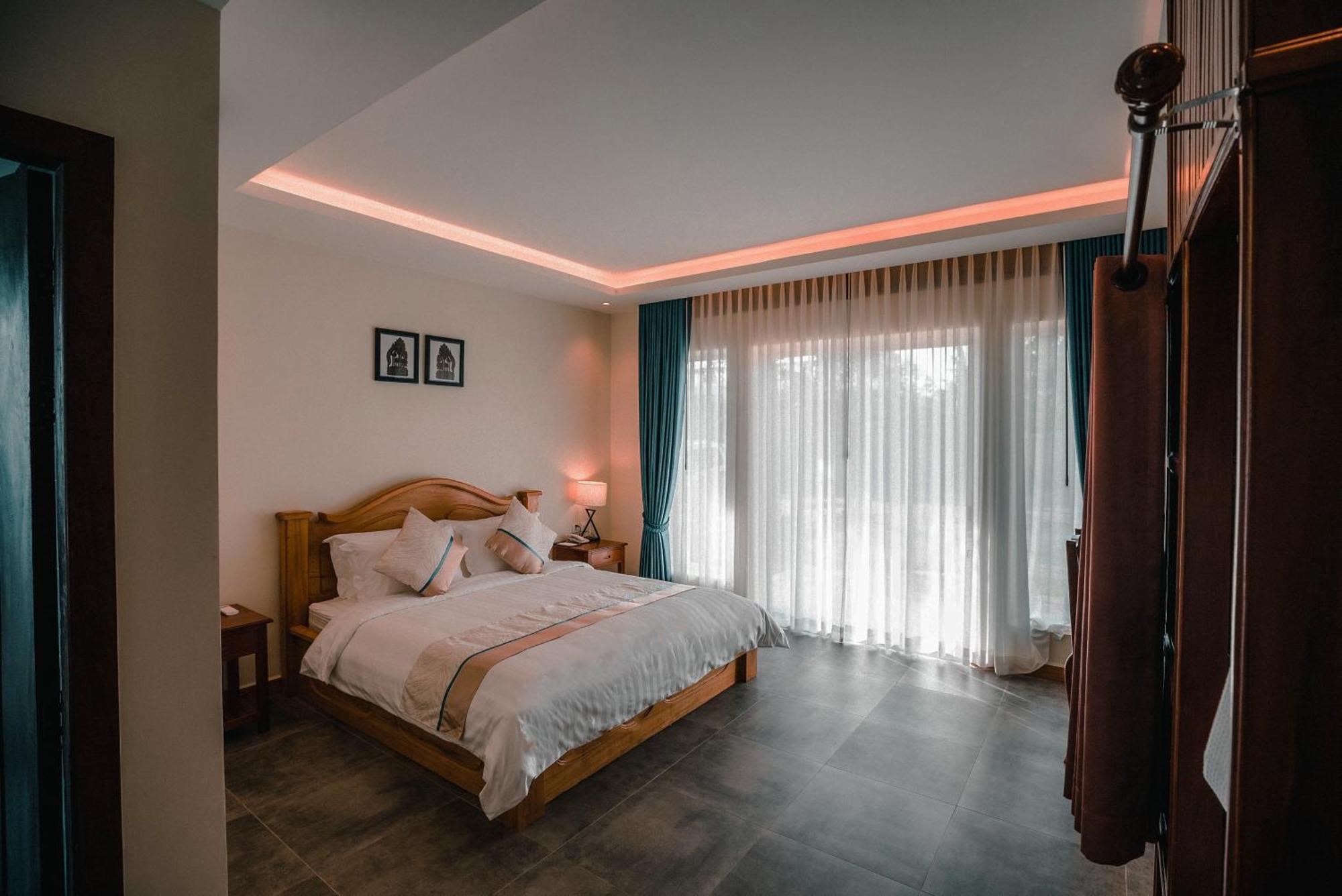 Sokchea Kampot Hotel 外观 照片