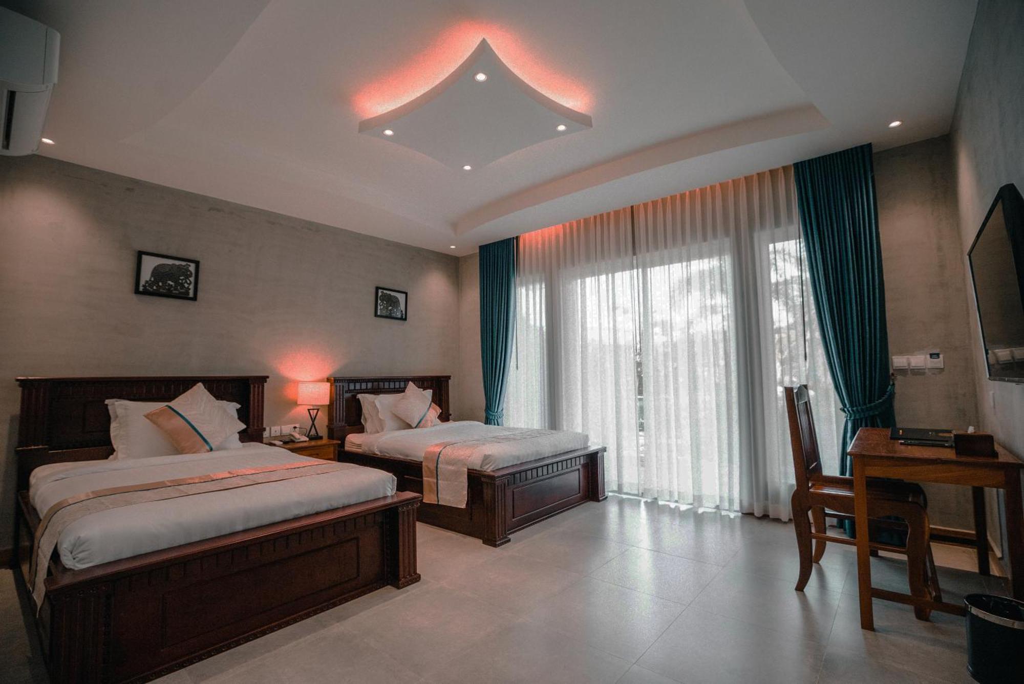 Sokchea Kampot Hotel 外观 照片