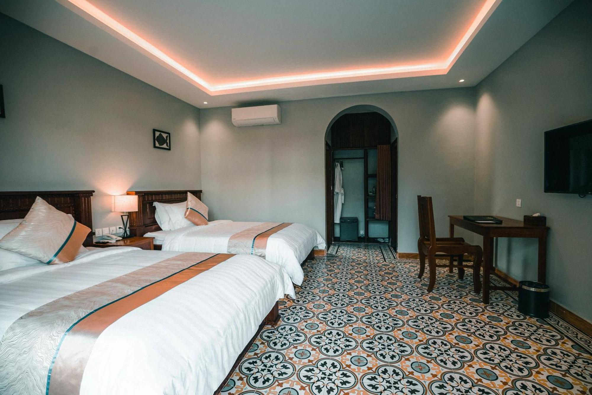 Sokchea Kampot Hotel 外观 照片