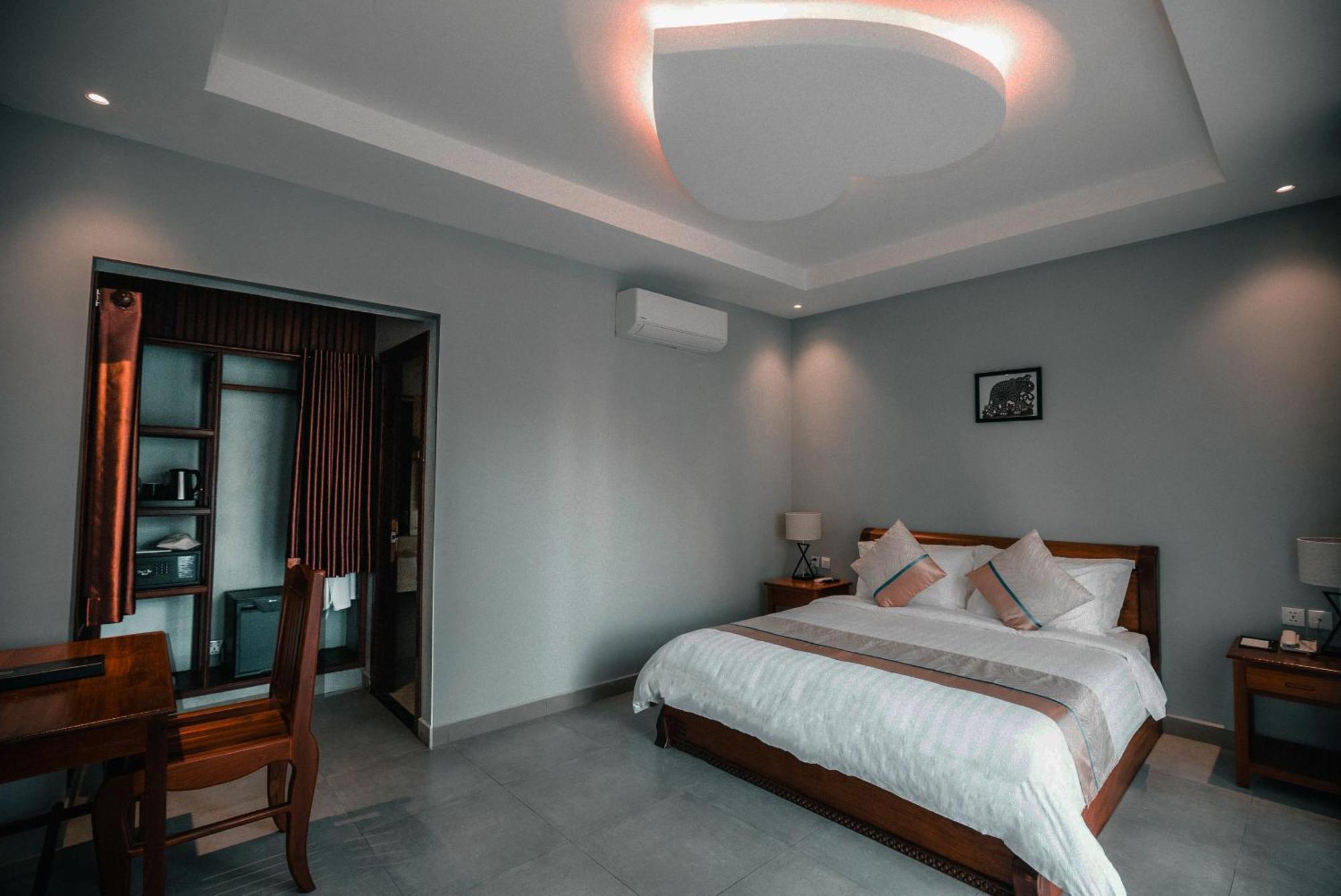 Sokchea Kampot Hotel 外观 照片